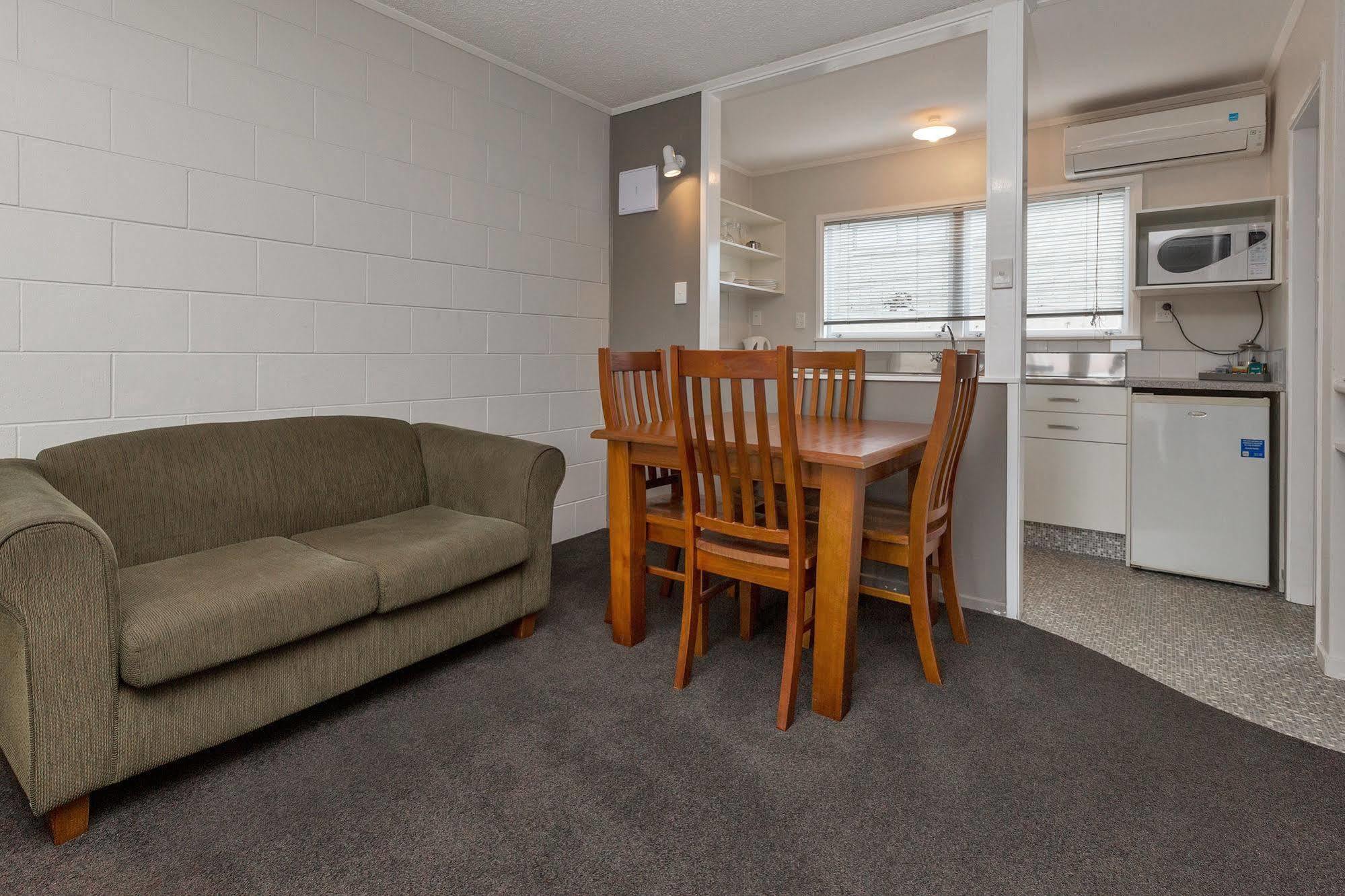 Continental Motel Whangarei Extérieur photo